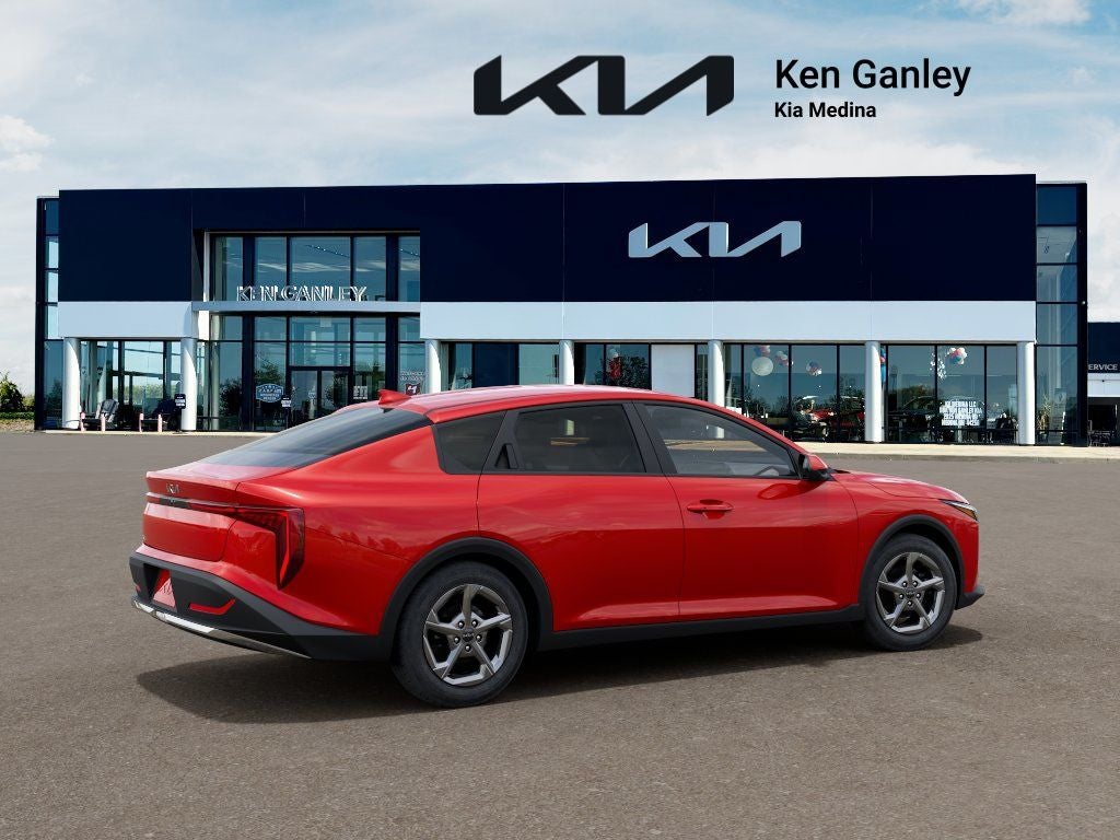 2026 Kia K4 LXS