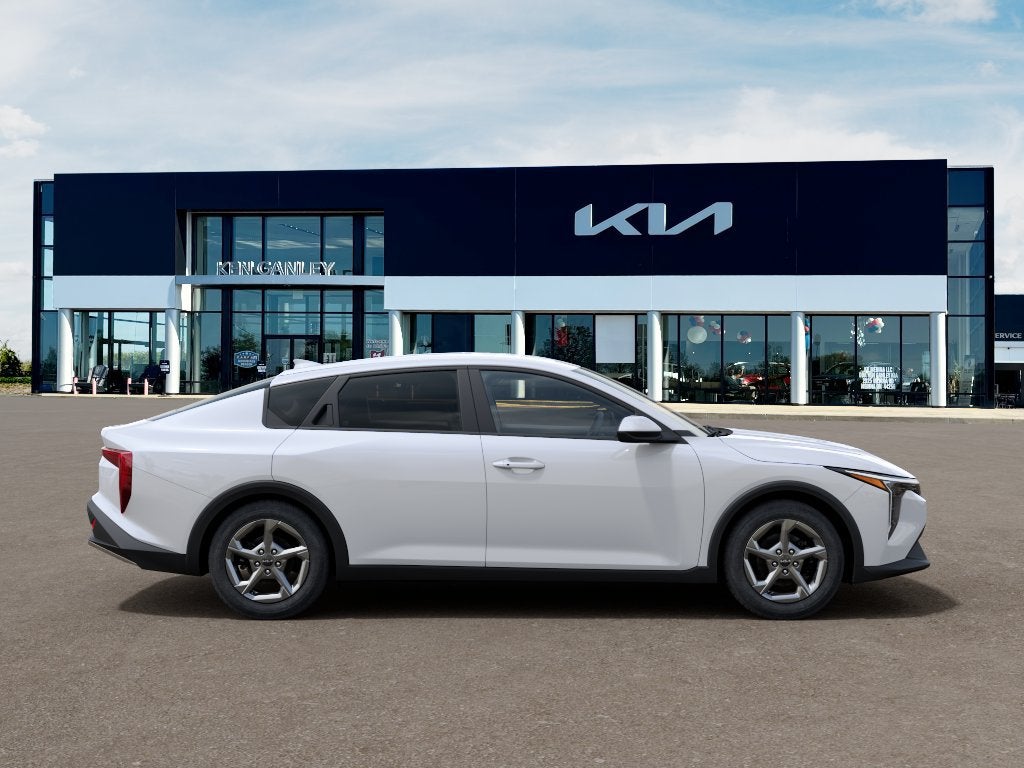 2027 Kia K4 LXS