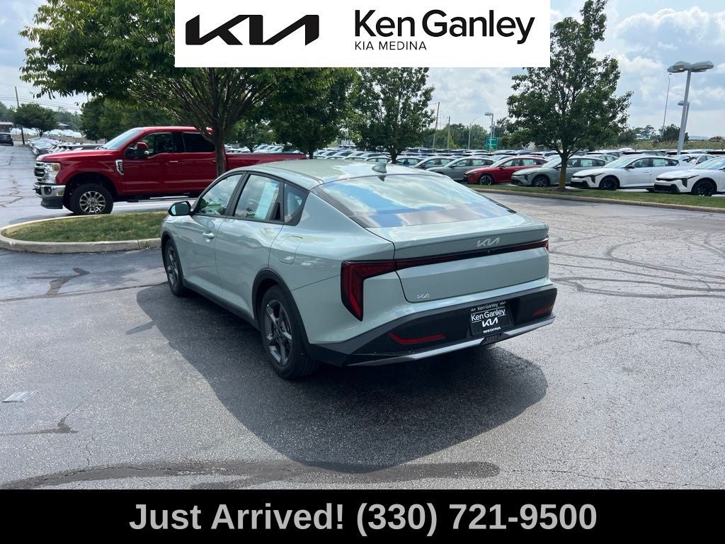 2025 Kia K4 LXS