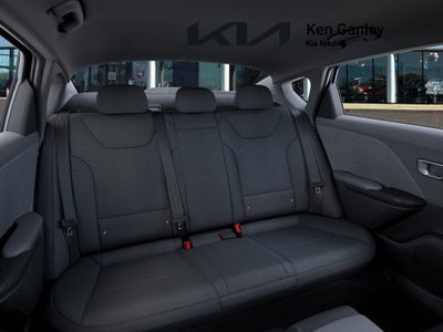 2026 Kia K4 LXS