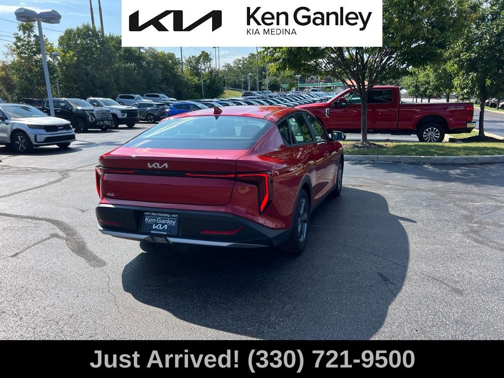 2025 Kia K4 LXS