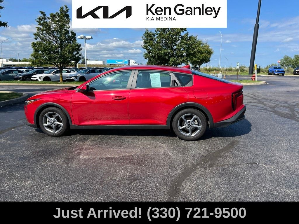 2025 Kia K4 LXS