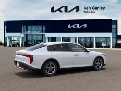 2026 Kia K4 LXS