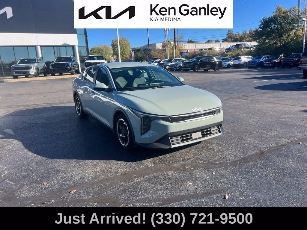 2025 Kia K4 EX