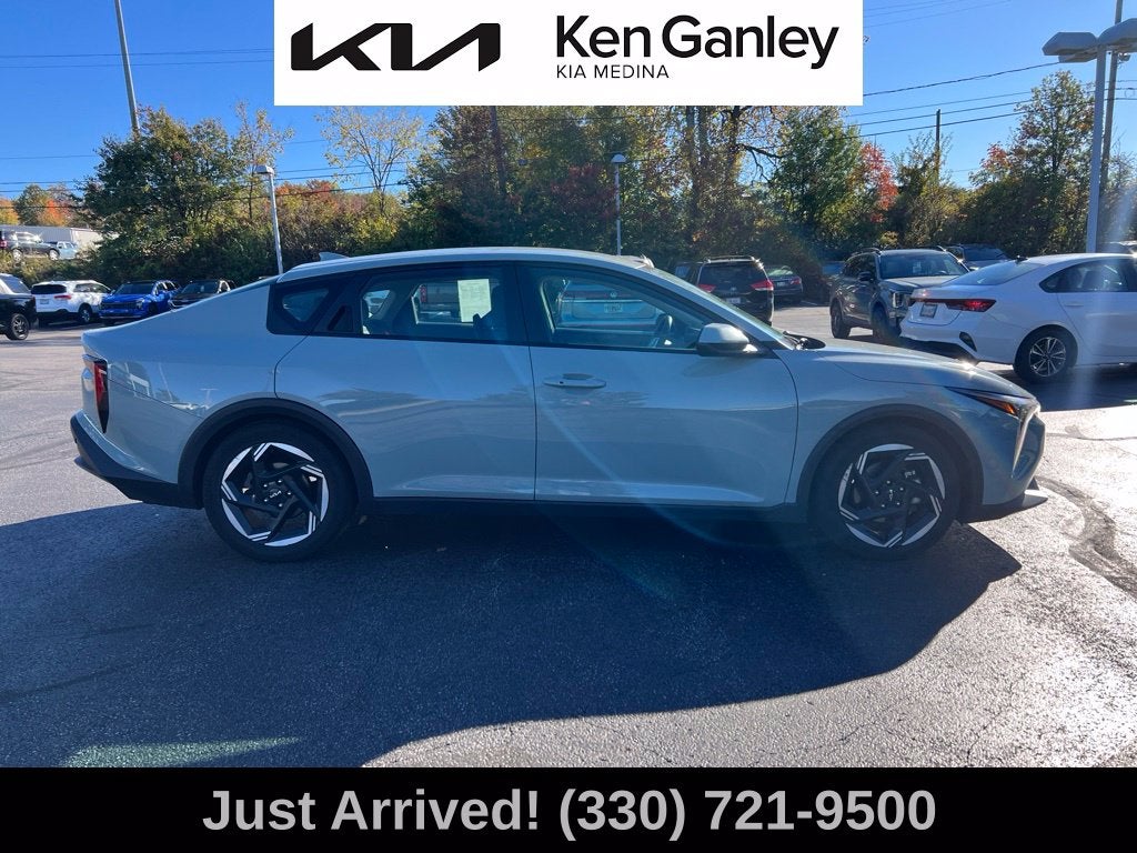 2025 Kia K4 EX
