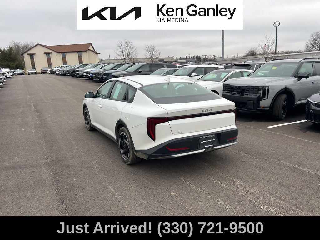 2025 Kia K4 EX