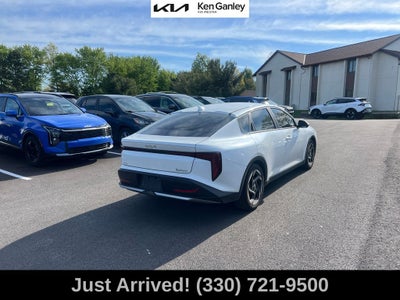 2025 Kia K4 EX