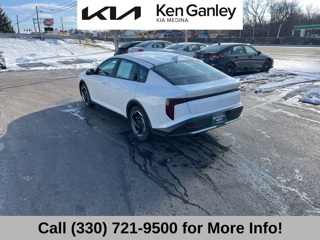 2025 Kia K4 EX