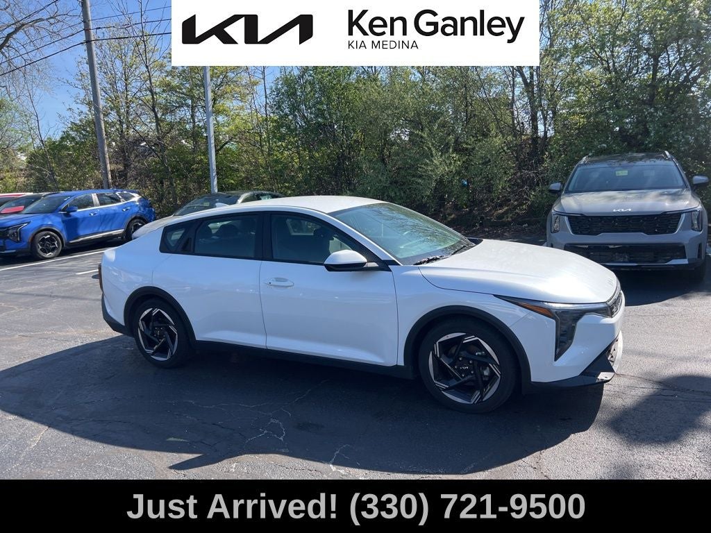 2025 Kia K4 EX