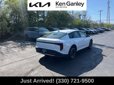 2025 Kia K4 EX