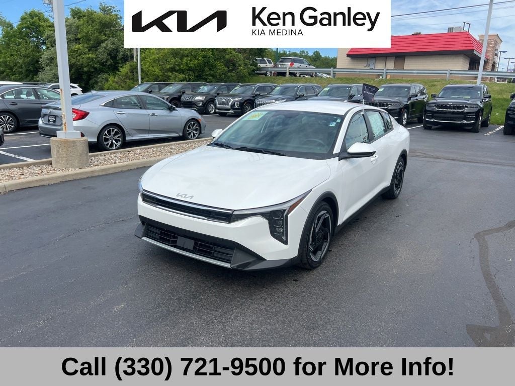 2025 Kia K4 EX