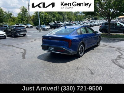2025 Kia K4 EX