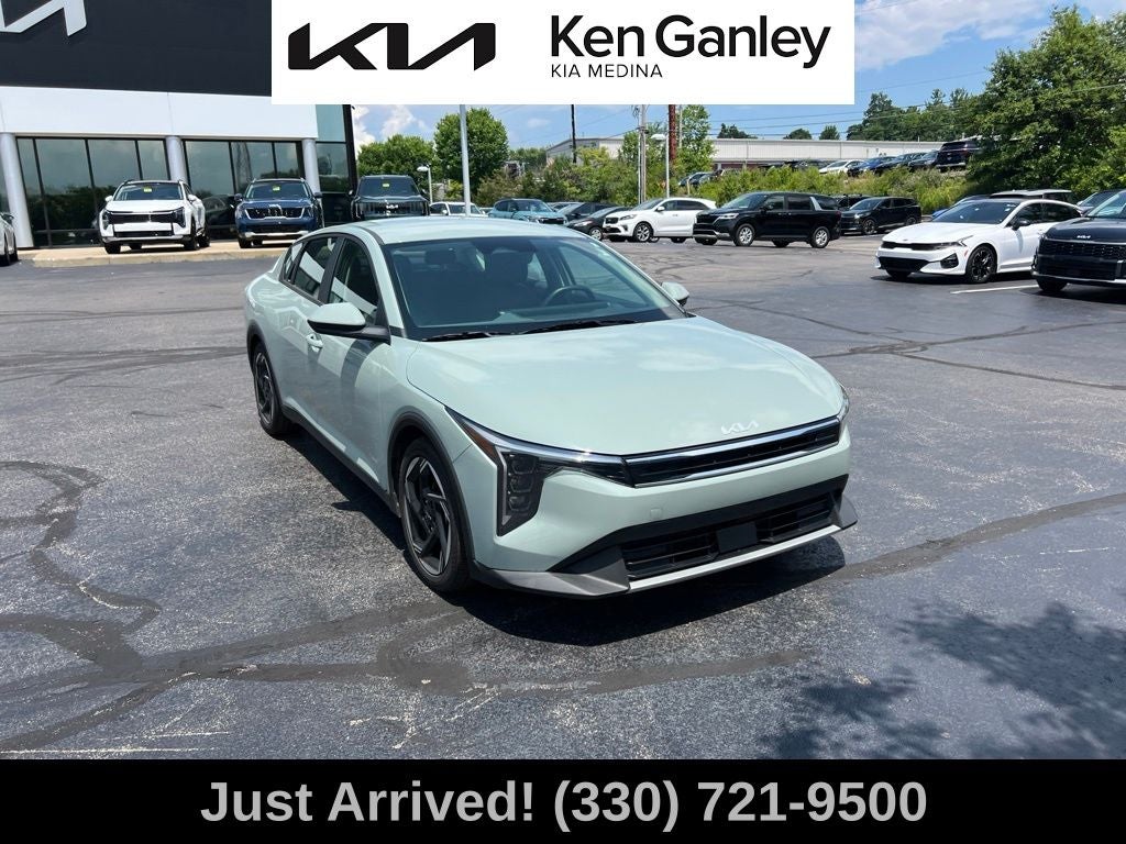 2025 Kia K4 EX