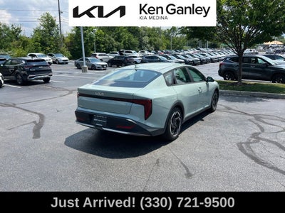 2025 Kia K4 EX