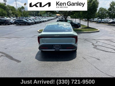 2025 Kia K4 EX
