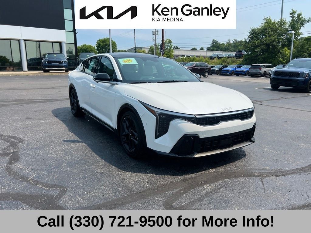 2025 Kia K4 GT-Line Turbo