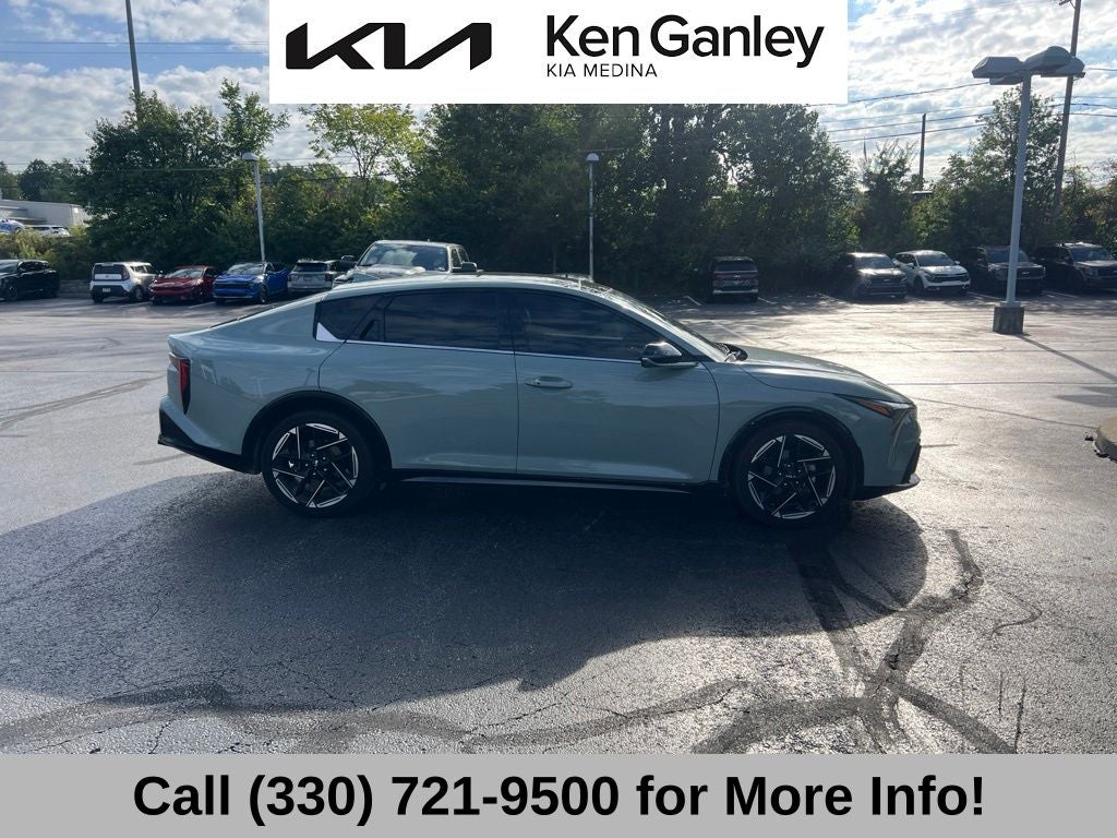 2025 Kia K4 GT-Line