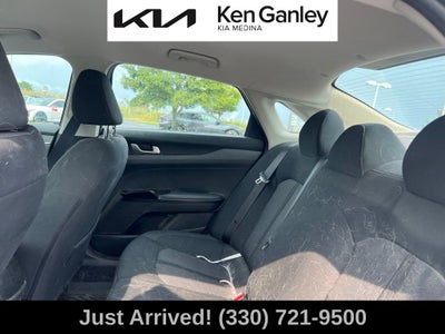 2022 Kia K5 LX