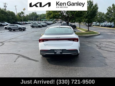 2022 Kia K5 LX