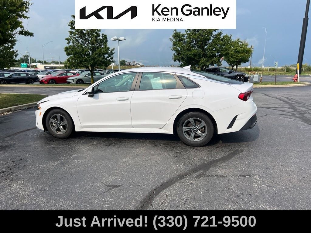 2022 Kia K5 LX