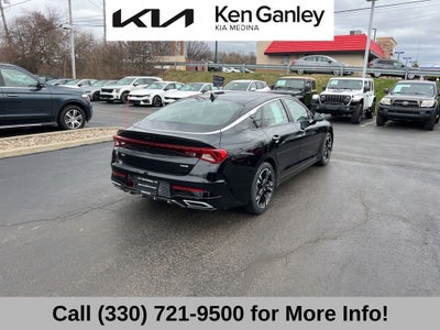 2023 Kia K5 GT-Line
