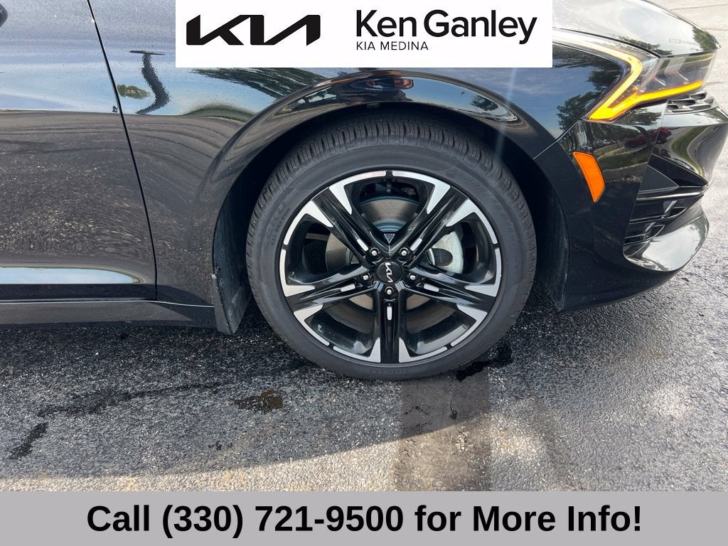 2023 Kia K5 GT-Line