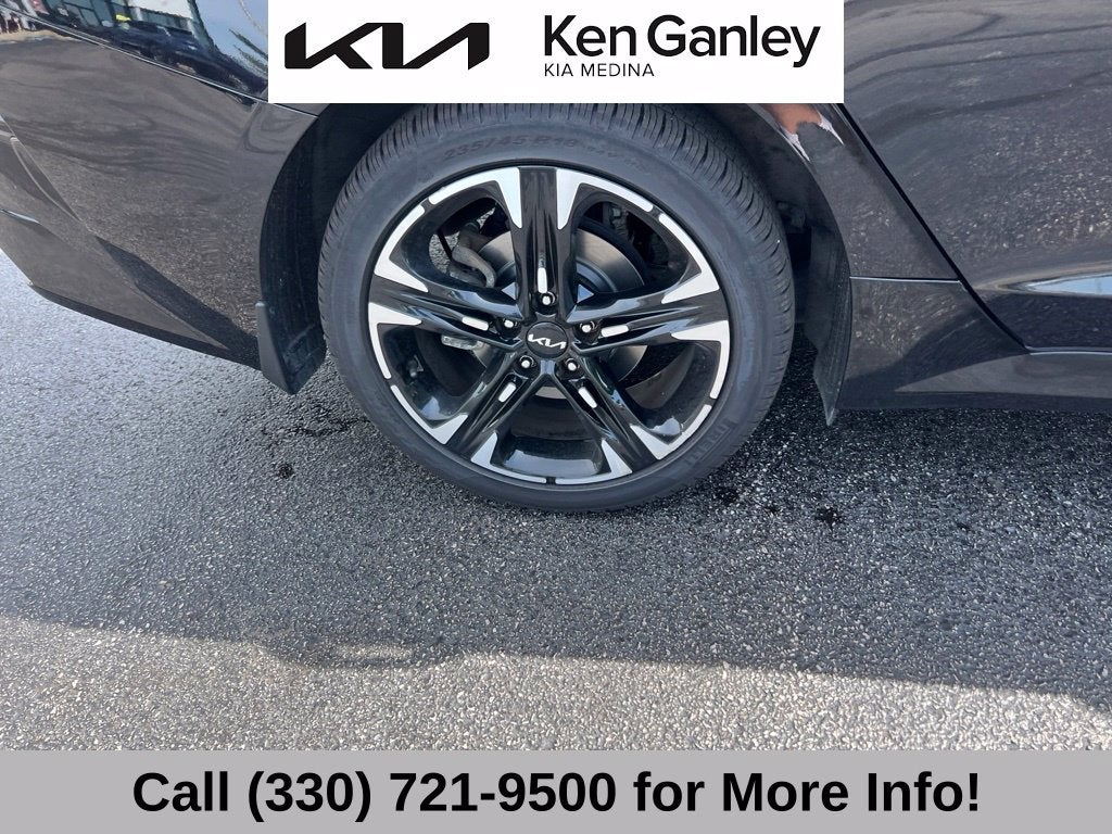 2023 Kia K5 GT-Line