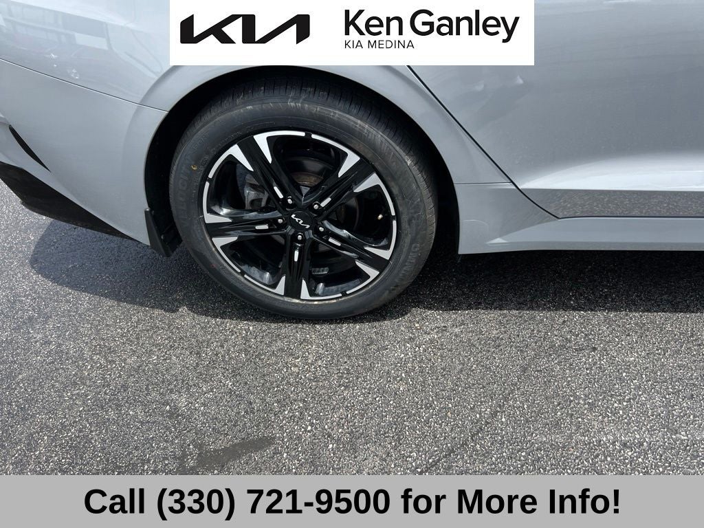 2024 Kia K5 GT-Line