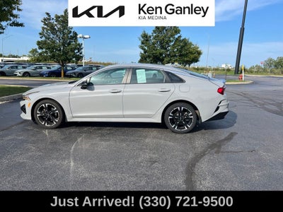 2024 Kia K5 GT-Line