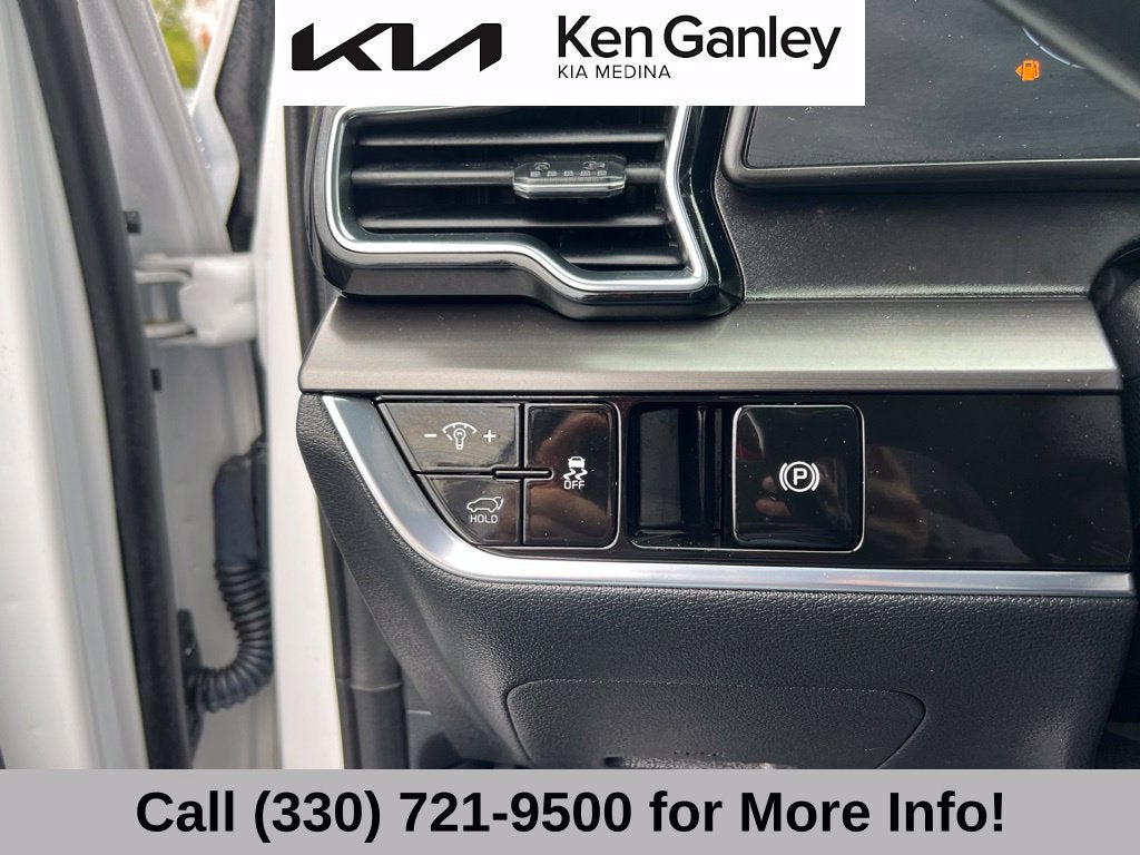 2025 Kia Sportage EX