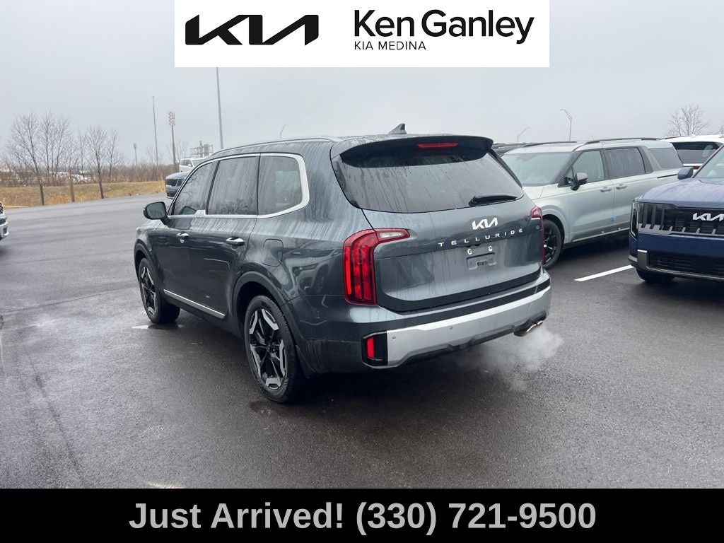2023 Kia Telluride S