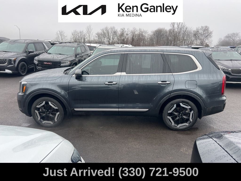 2023 Kia Telluride S
