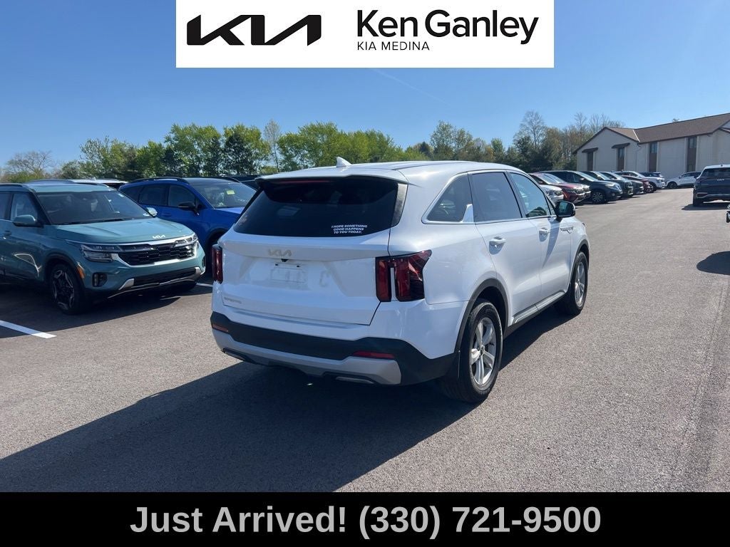 2024 Kia Sorento LX