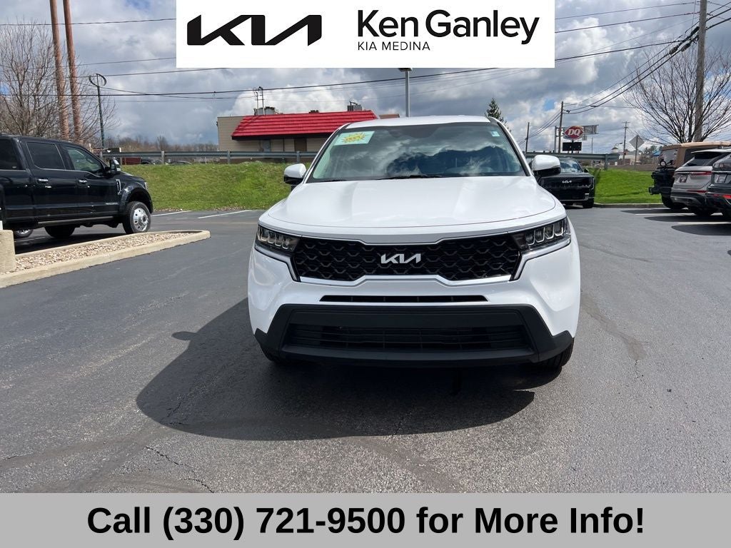 2023 Kia Sorento LX