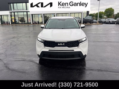 2022 Kia Sorento LX