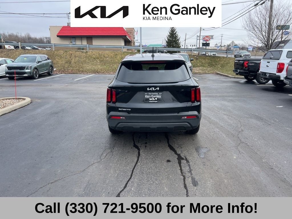 2023 Kia Sorento LX