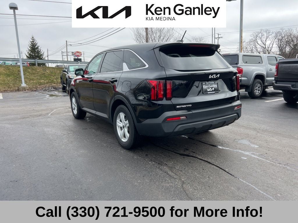 2023 Kia Sorento LX