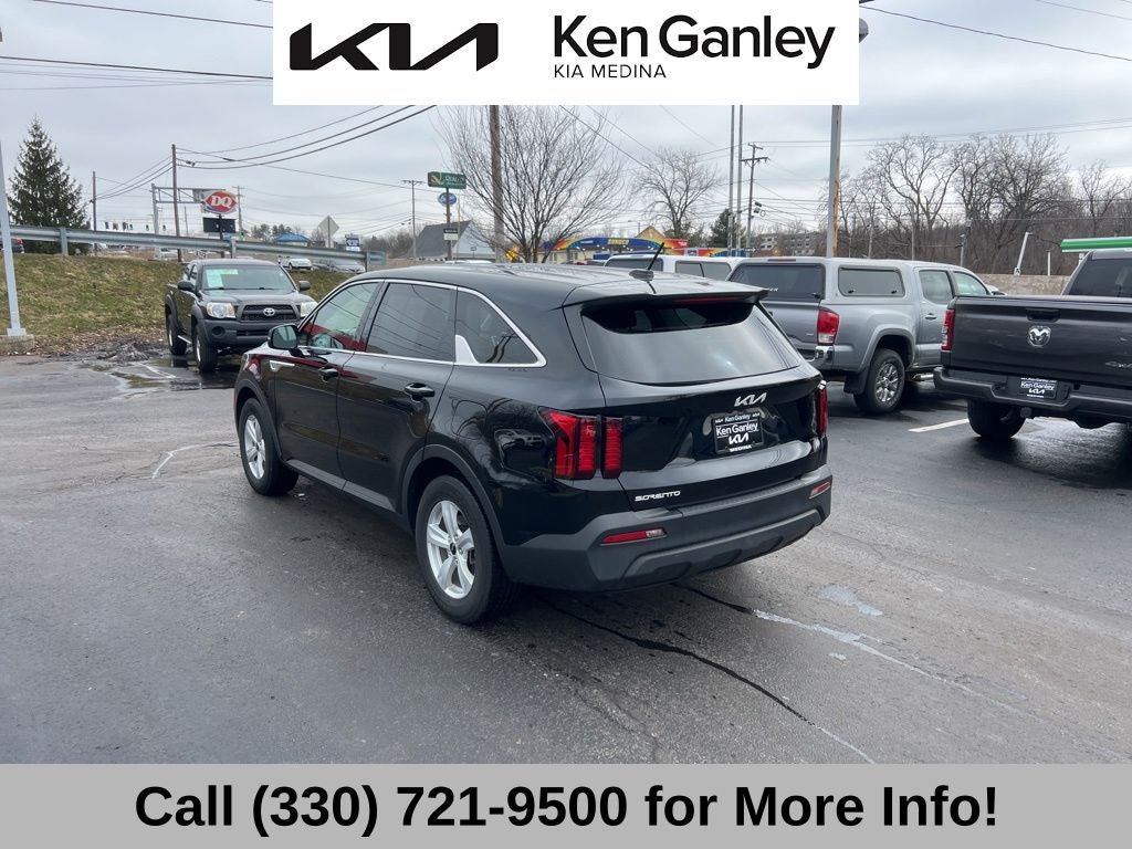 2023 Kia Sorento LX