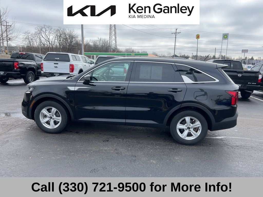 2023 Kia Sorento LX