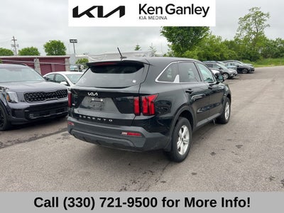 2022 Kia Sorento LX