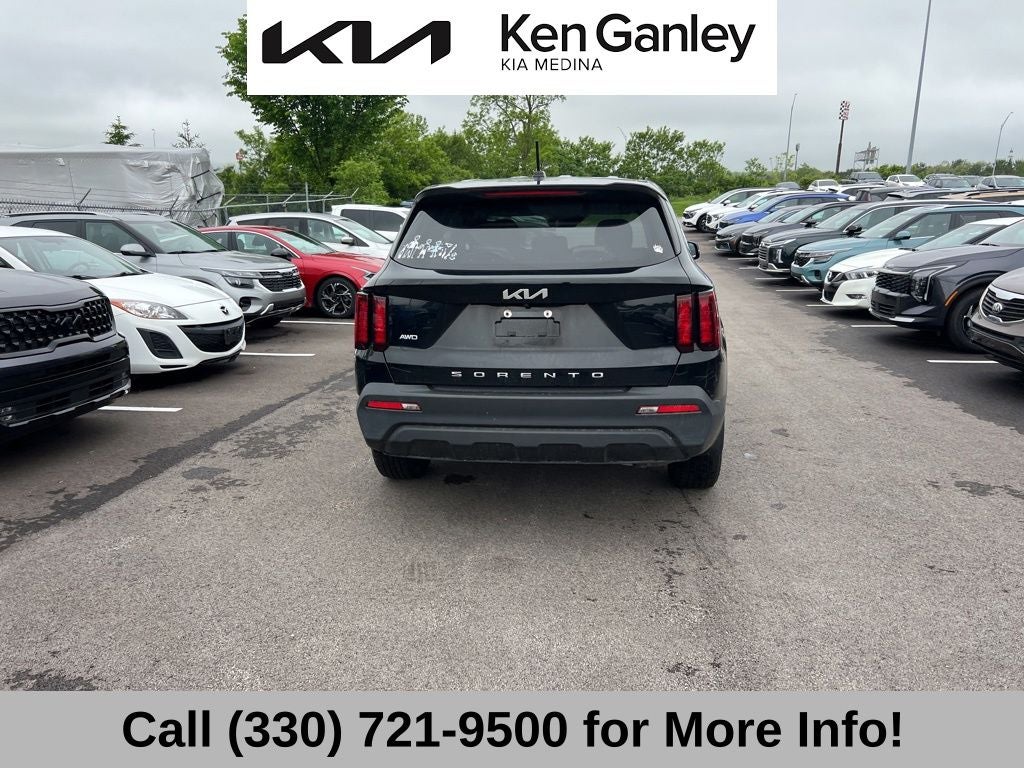2022 Kia Sorento LX