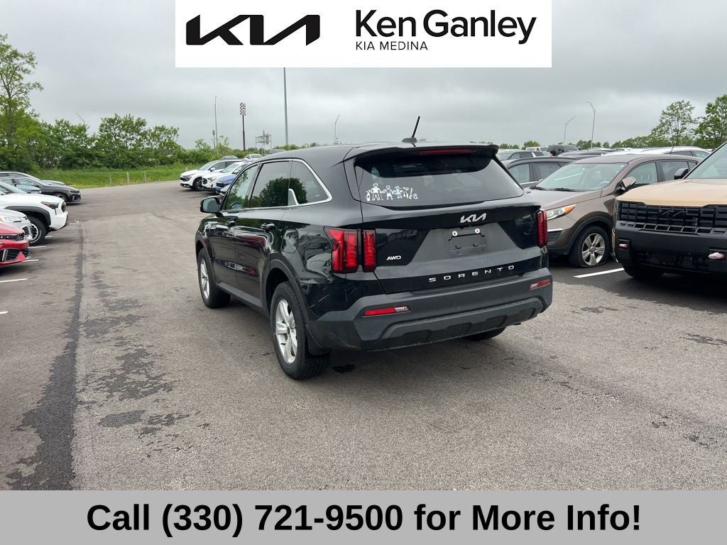 2022 Kia Sorento LX