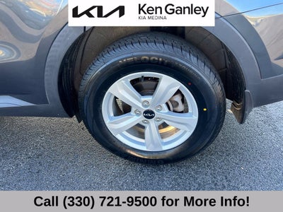 2022 Kia Sorento LX