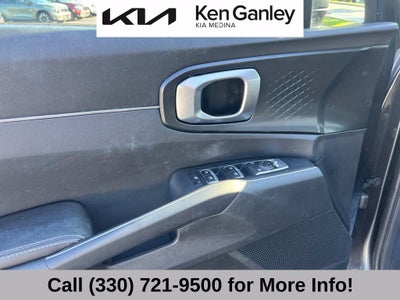 2022 Kia Sorento LX