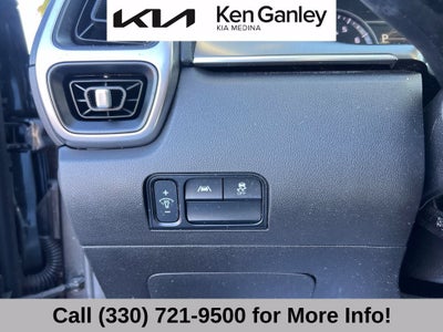 2022 Kia Sorento LX