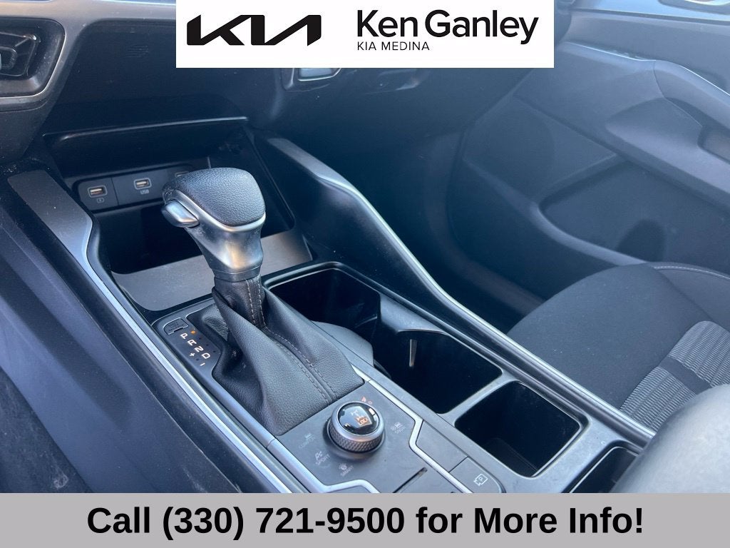2022 Kia Sorento LX