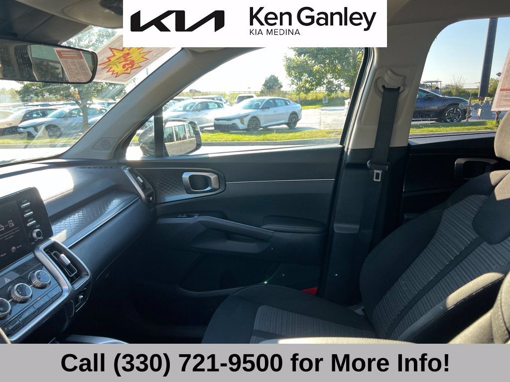 2022 Kia Sorento LX