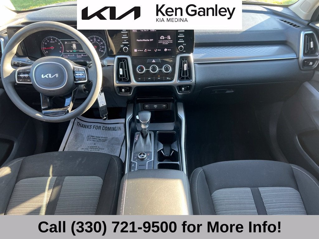 2022 Kia Sorento LX