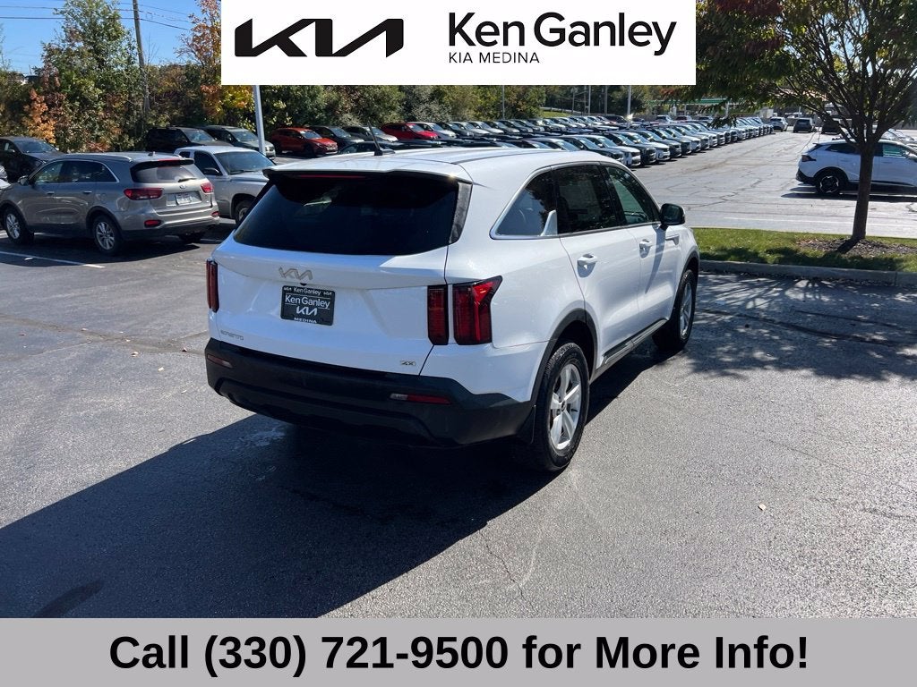 2023 Kia Sorento LX