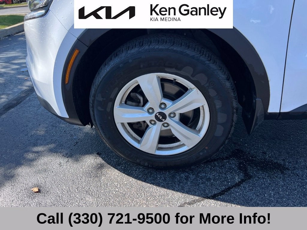 2023 Kia Sorento LX